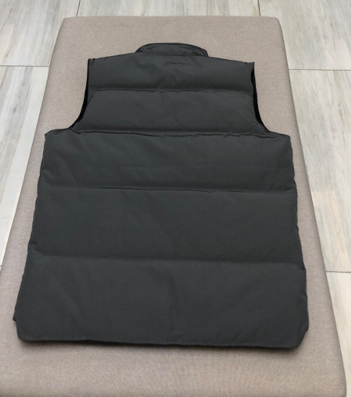 canada goose gilet grey